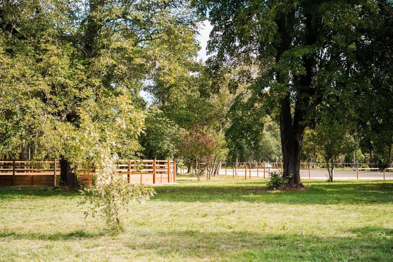 Appartamento Domaine des Églantiers Cardet Esterno foto